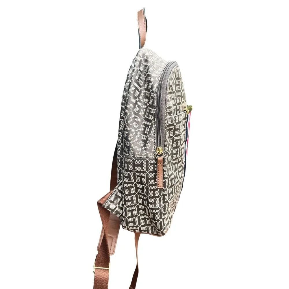 Tommy Hilfiger Backpack Signature Logo Print